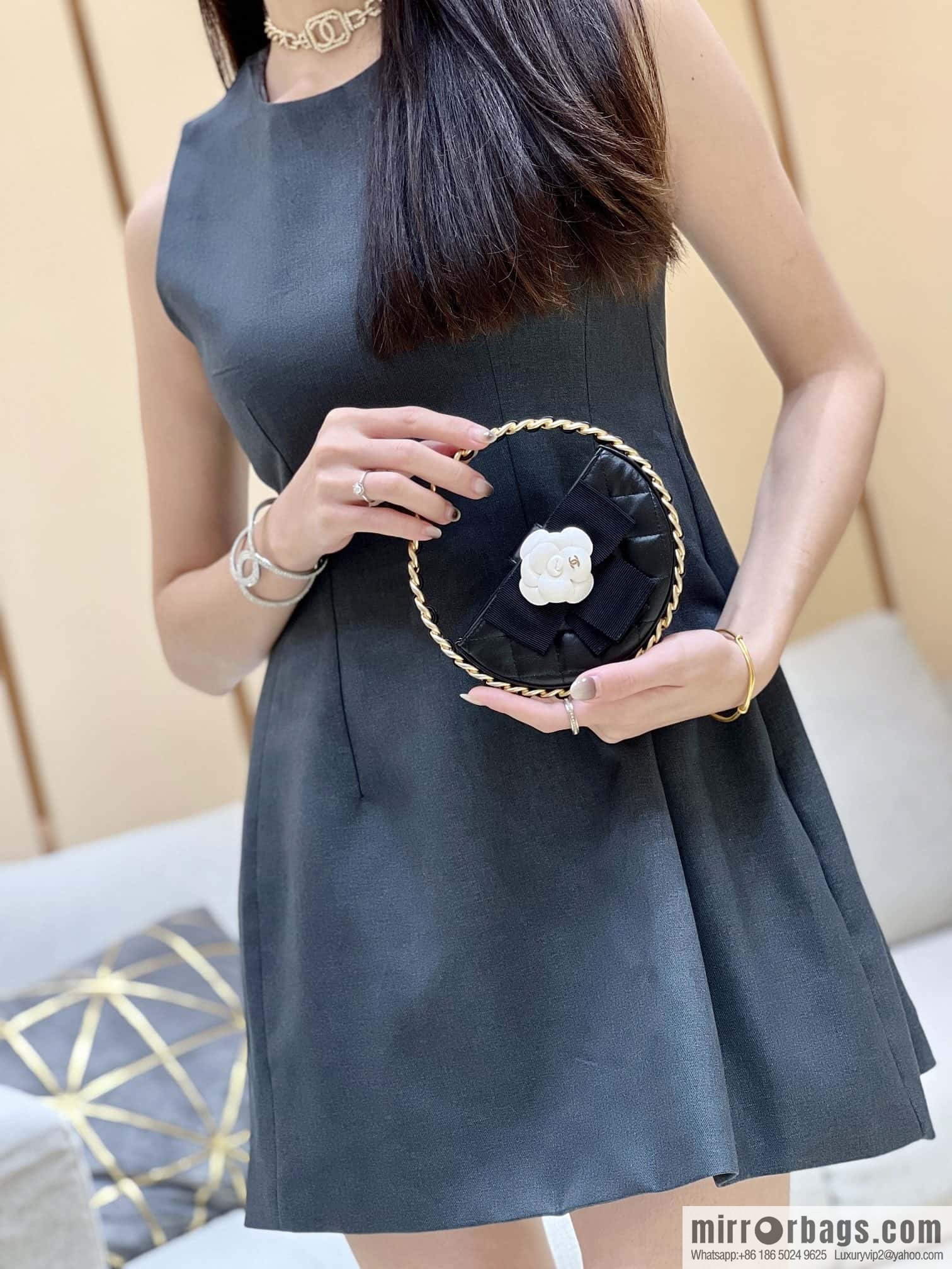 CHANEL 23K Camellia Hula Hoop AP3584