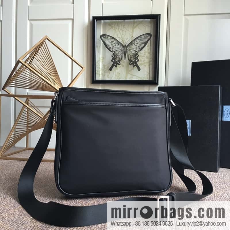 PRADA parachute fabric, classic men's bag 0797 black