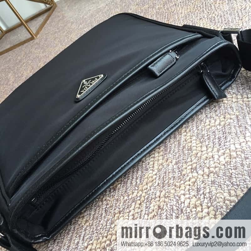 PRADA parachute fabric, classic men's bag 0797 black