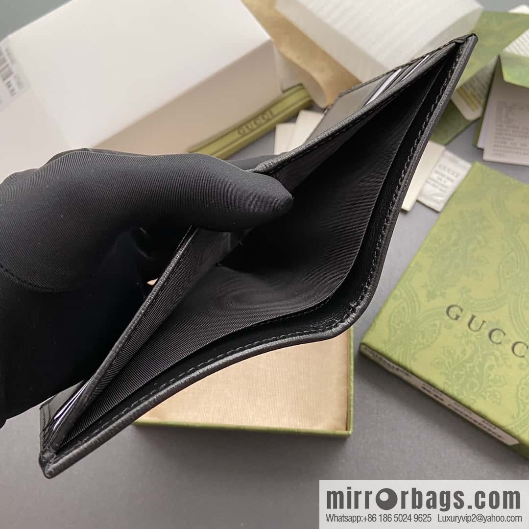 GUCCI interlocking double G wallet model number 671652 92TCN 1000