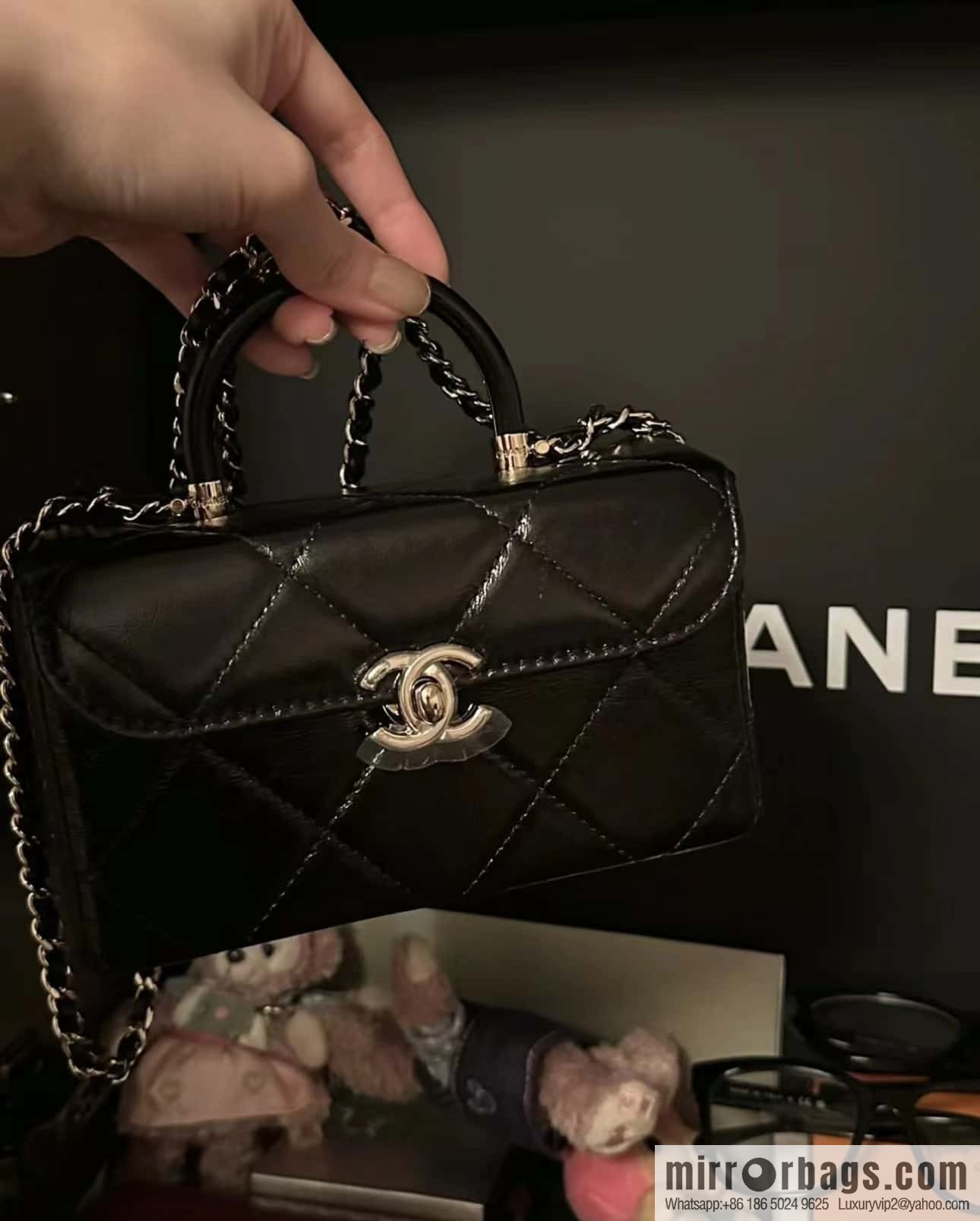 CHANEL 23K autumn and winter series, global limited edition mini box AS4469