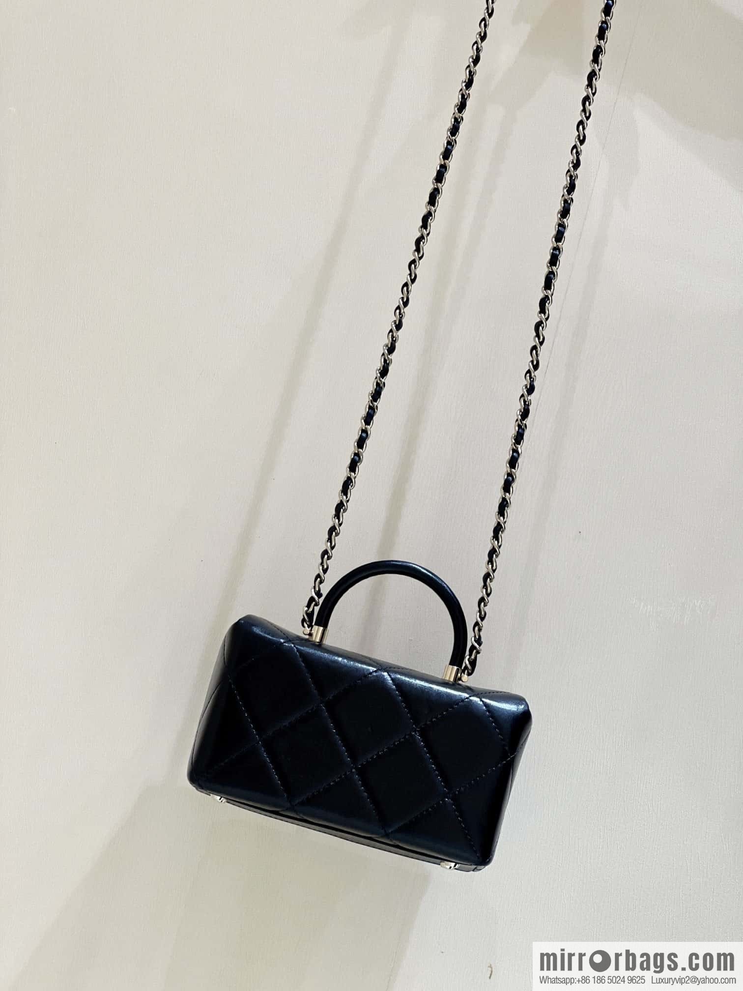 CHANEL 23K autumn and winter series, global limited edition mini box AS4469