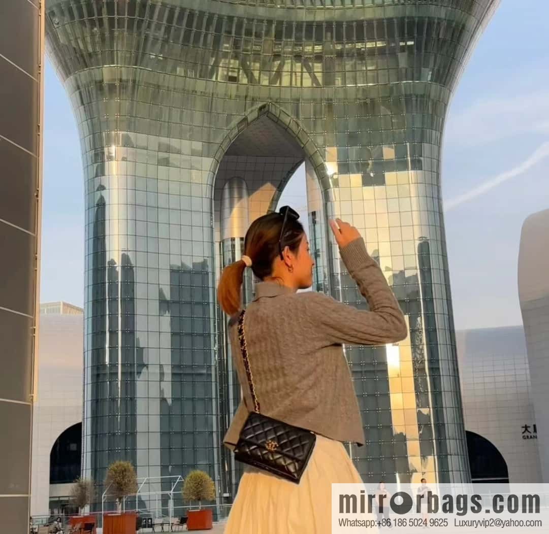 CHANEL 23K autumn and winter series, super hot 19 retro organ bag AP3572 black