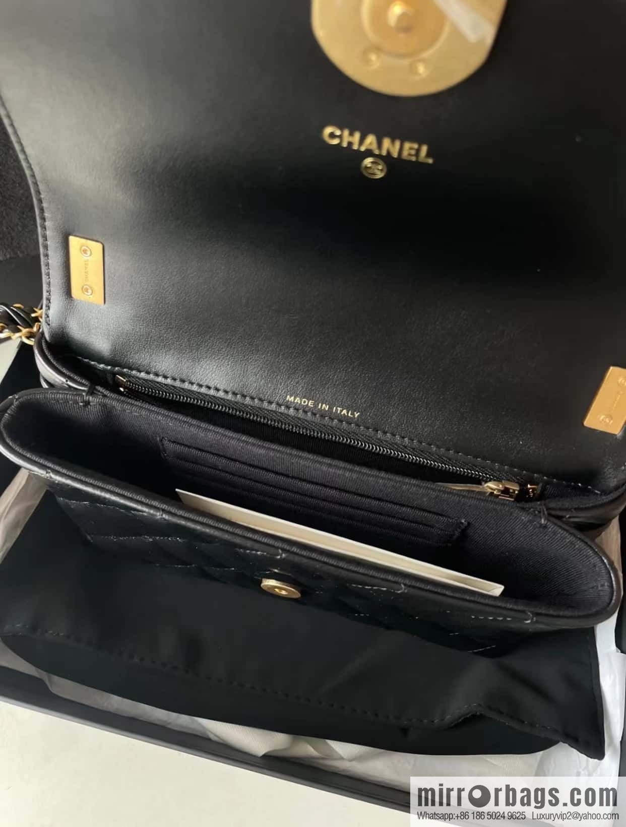 CHANEL 23K autumn and winter series, super hot 19 retro organ bag AP3572 black