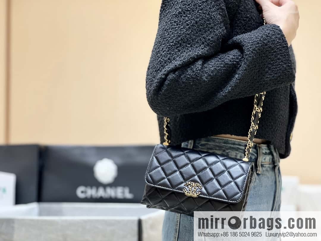CHANEL 23K autumn and winter series, super hot 19 retro organ bag AP3572 black