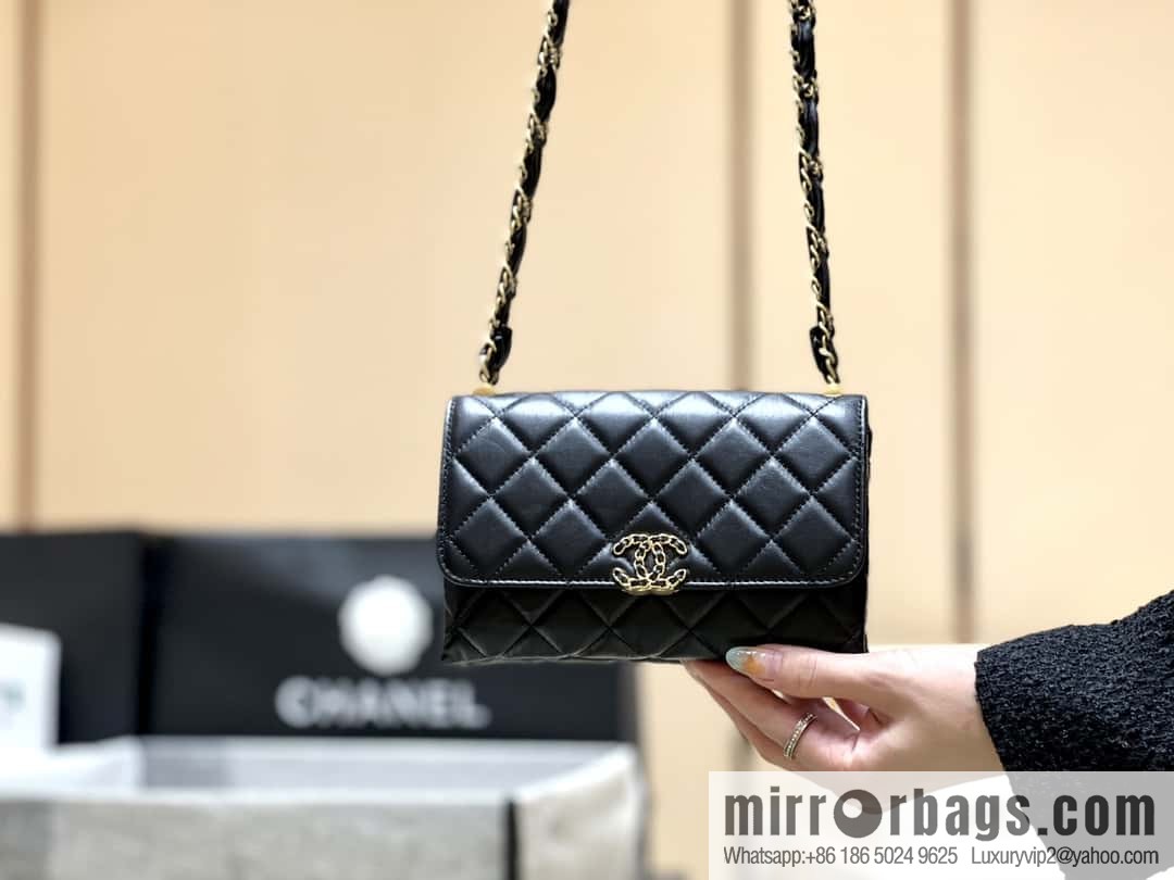 CHANEL 23K autumn and winter series, super hot 19 retro organ bag AP3572 black