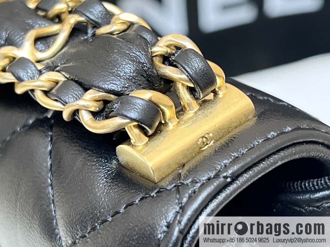 CHANEL 23K autumn and winter series, super hot 19 retro organ bag AP3572 black