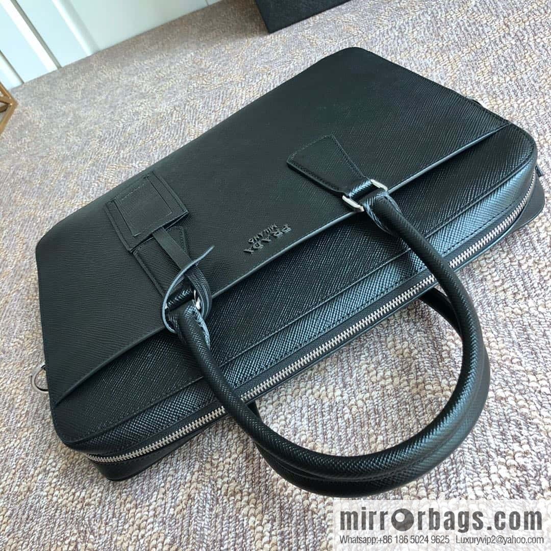 PRADA Prada imported original thick cross pattern new men's bag 2VE368 loose word label/black