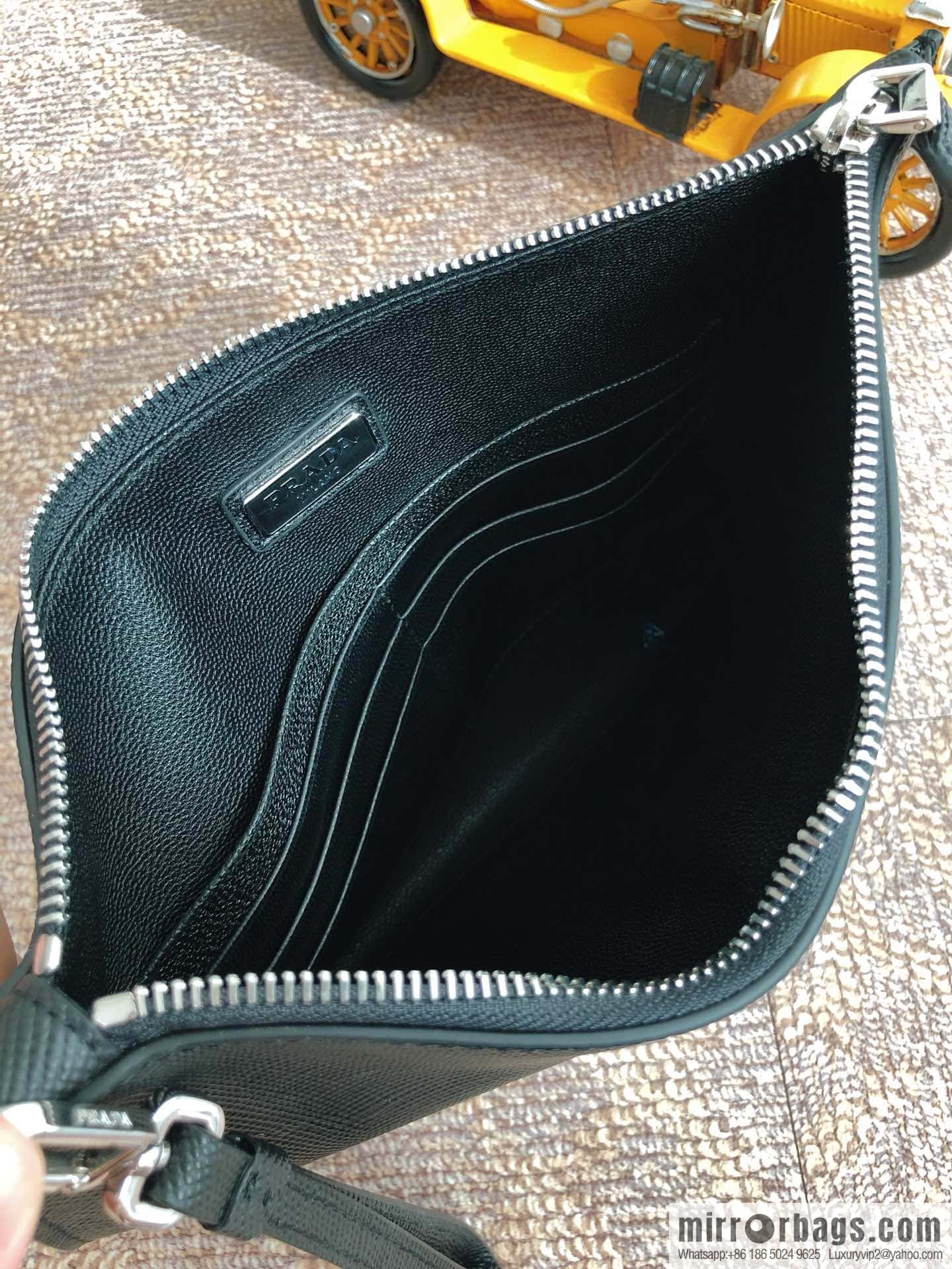 PRADA Prada imported coarse cross pattern leather handbag 2NG005