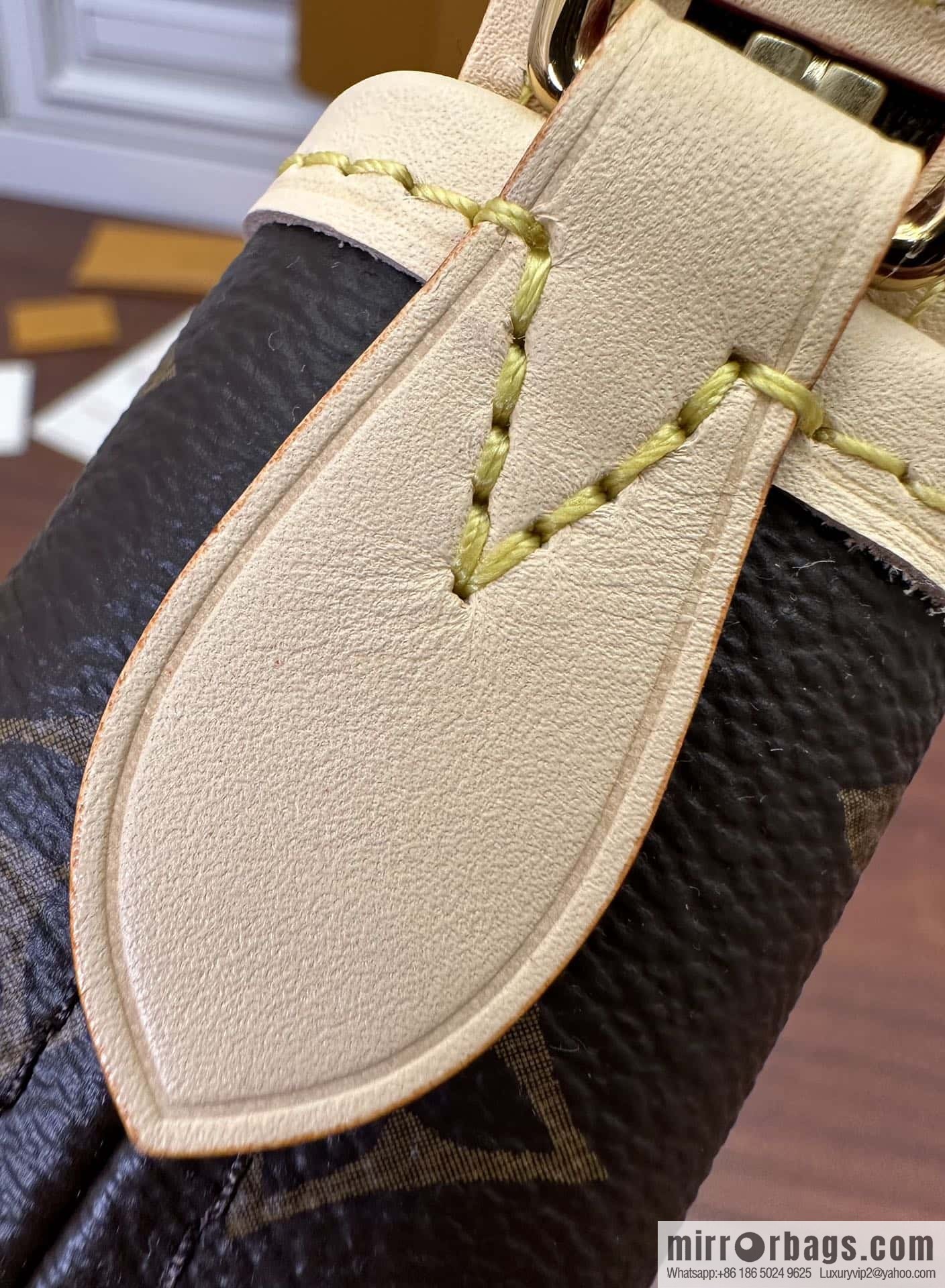 LV M46786 Neverfull BB