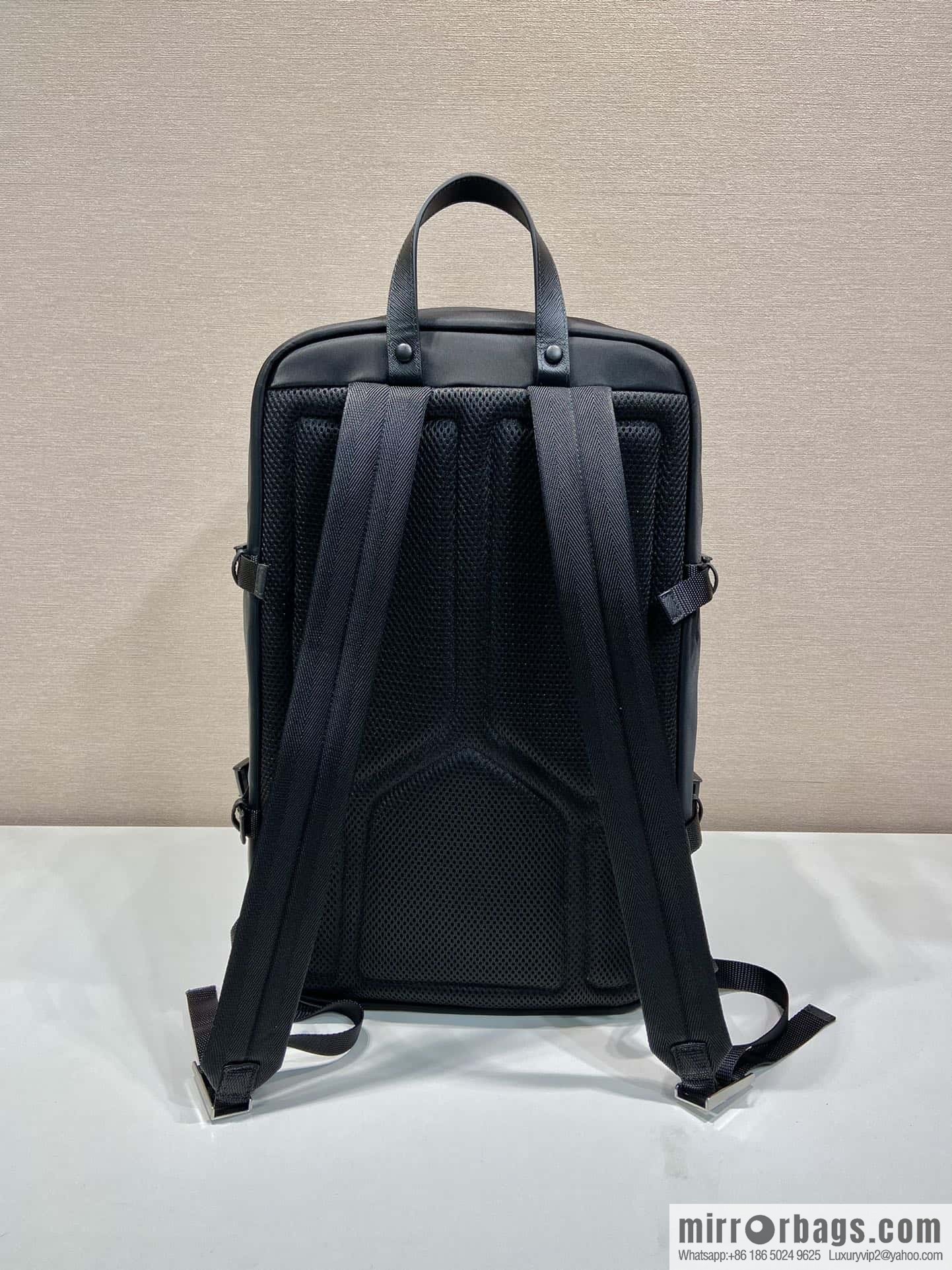 Prada backpack 2VZ101