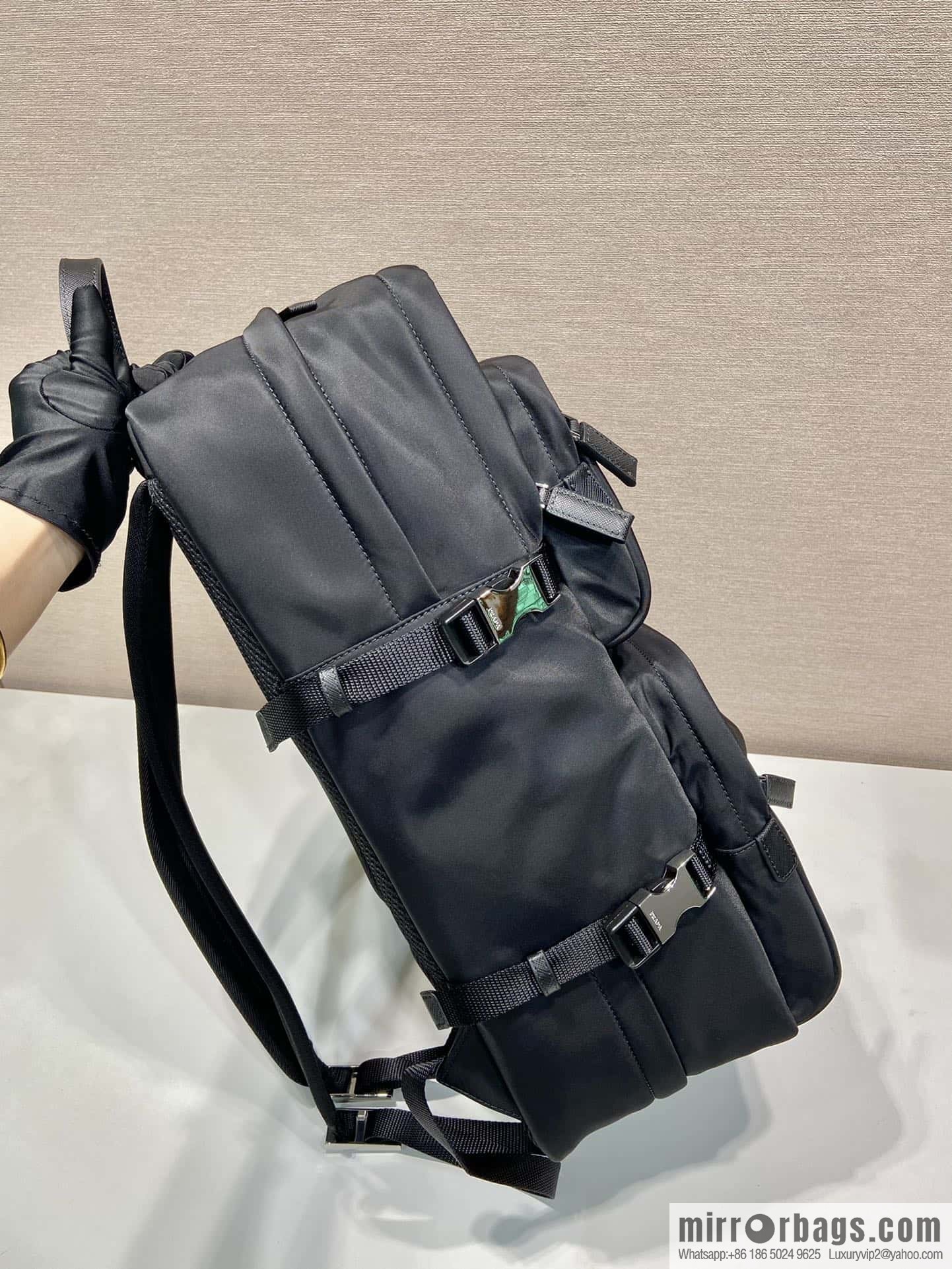 Prada backpack 2VZ101
