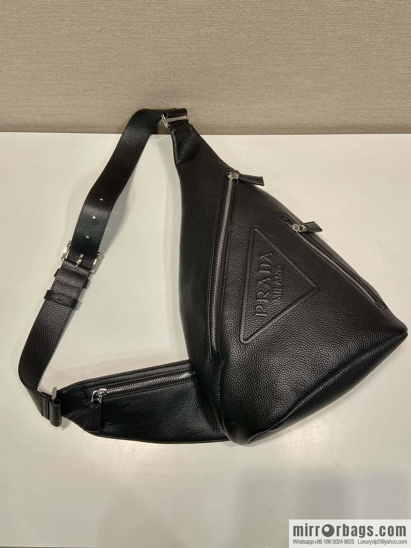 PRADA Prada new breast bag 🎉 2VZ092 full leather