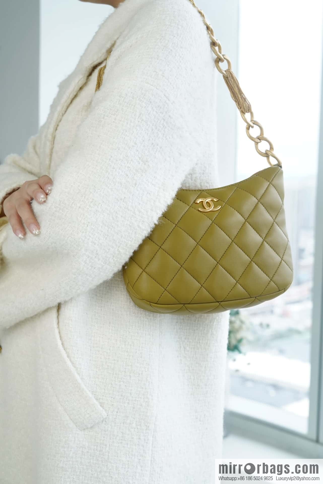CHANEL 23A Handicraft Workshop HOBO Underarm Bag AS4220 Mustard Green