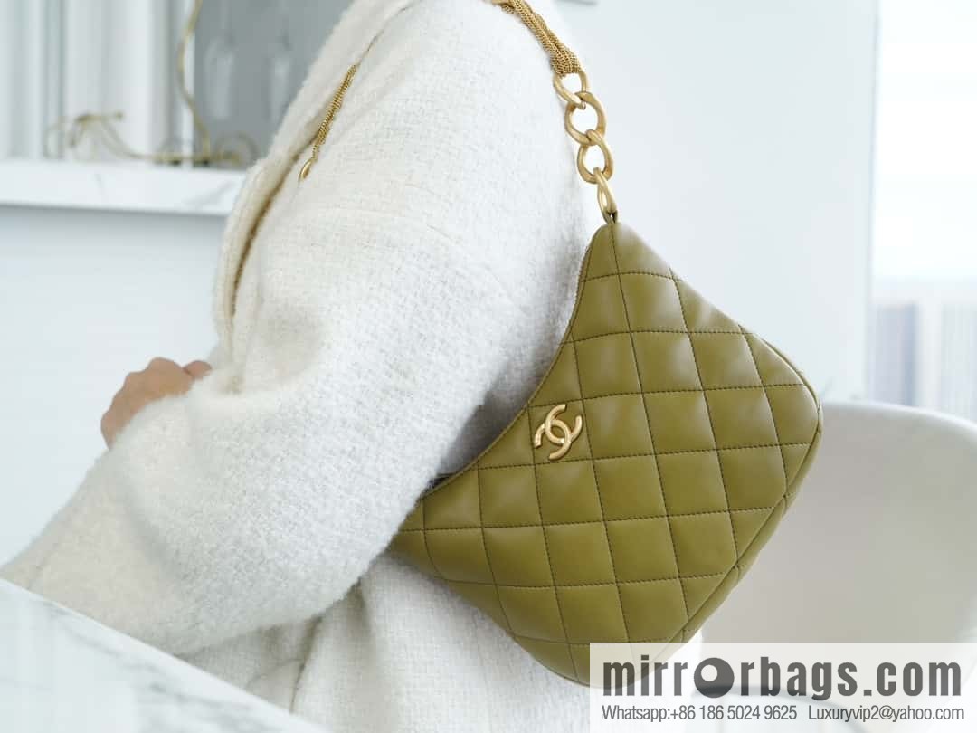 CHANEL 23A Handicraft Workshop HOBO Underarm Bag AS4220 Mustard Green