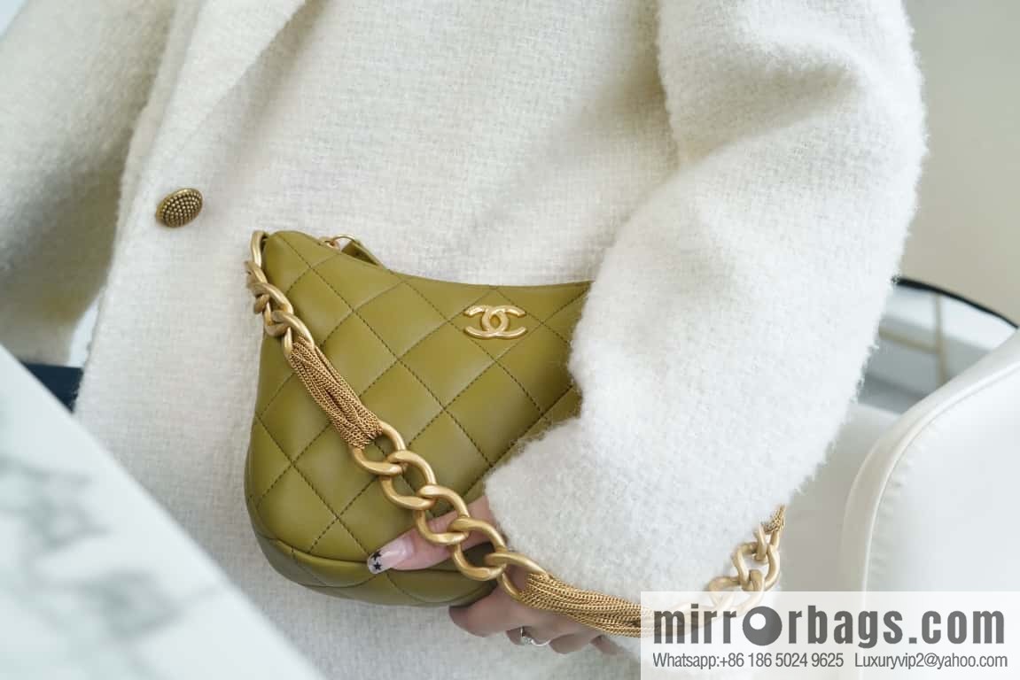 CHANEL 23A Handicraft Workshop HOBO Underarm Bag AS4220 Mustard Green