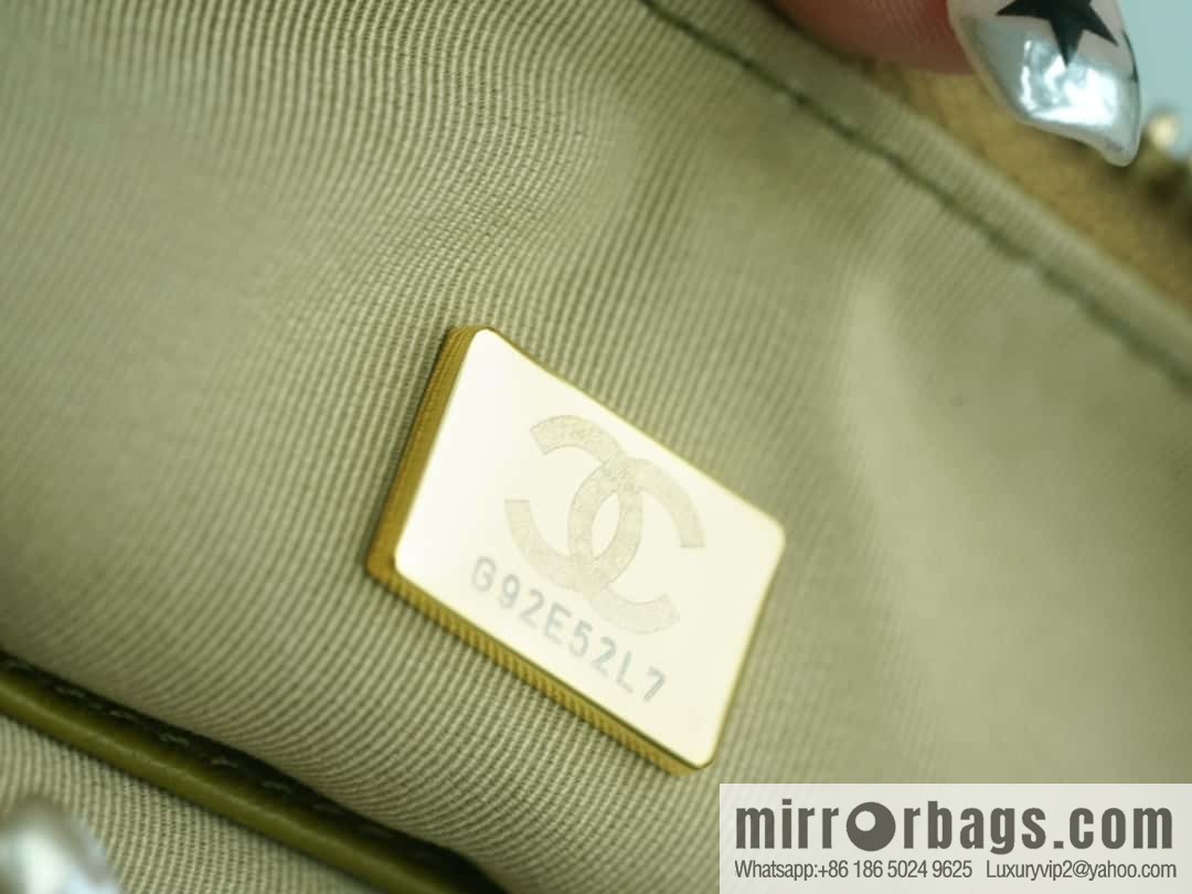 CHANEL 23A Handicraft Workshop HOBO Underarm Bag AS4220 Mustard Green