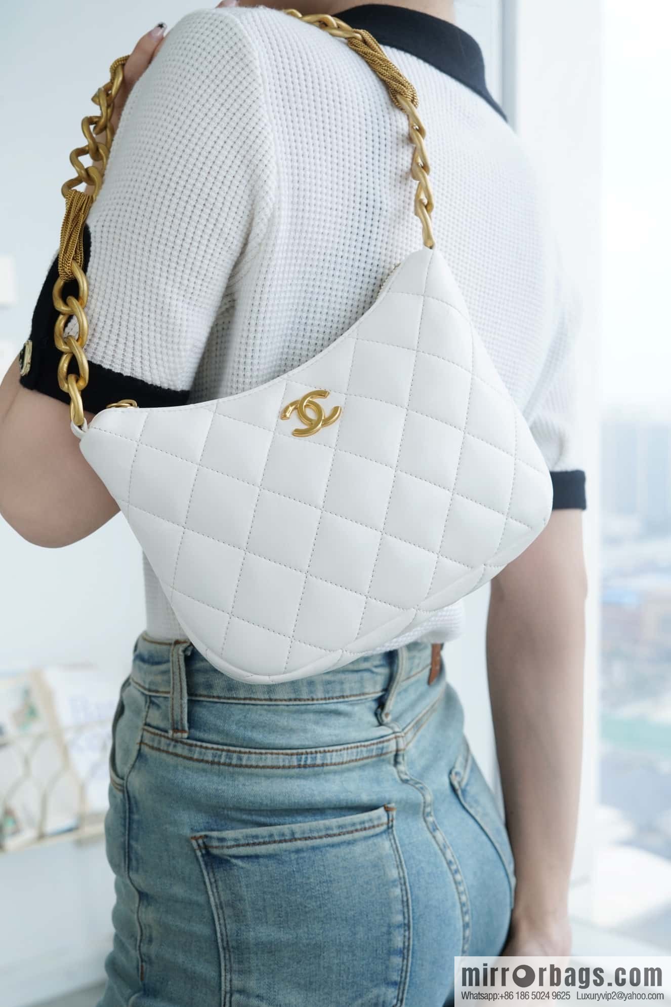 CHANEL 23A Handicraft Workshop HOBO Underarm Bag AS4220 White