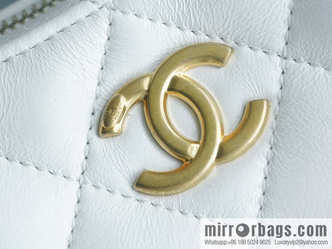 CHANEL 23A Handicraft Workshop HOBO Underarm Bag AS4220 White