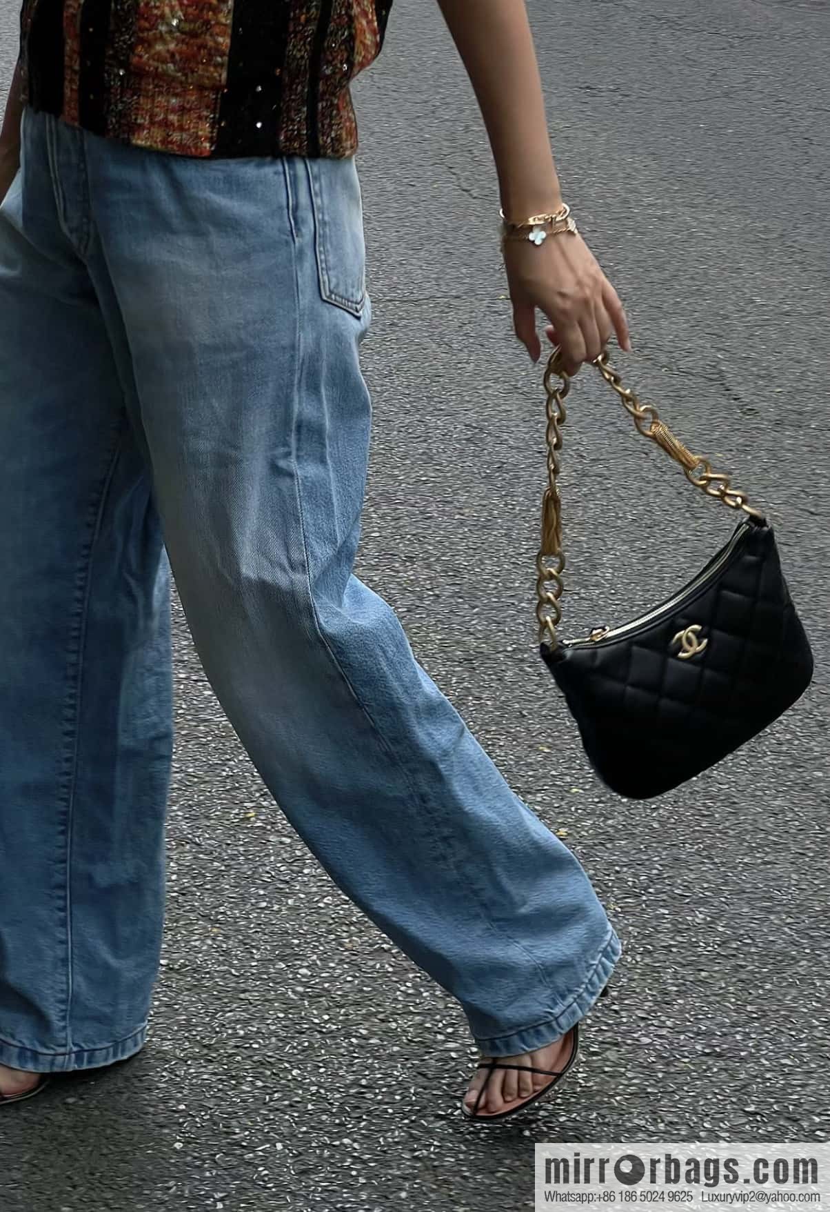 CHANEL 23A Handmade workshop HOBO armpit bag AS4220 black