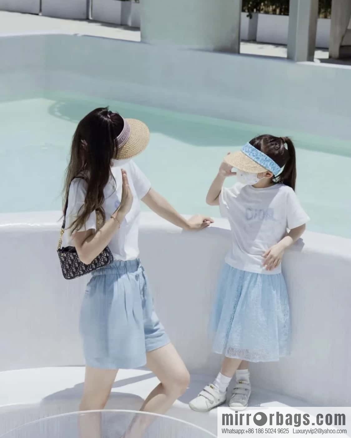 DIOR 30 MONTAIGNE HOBO AVENUE mini handbag