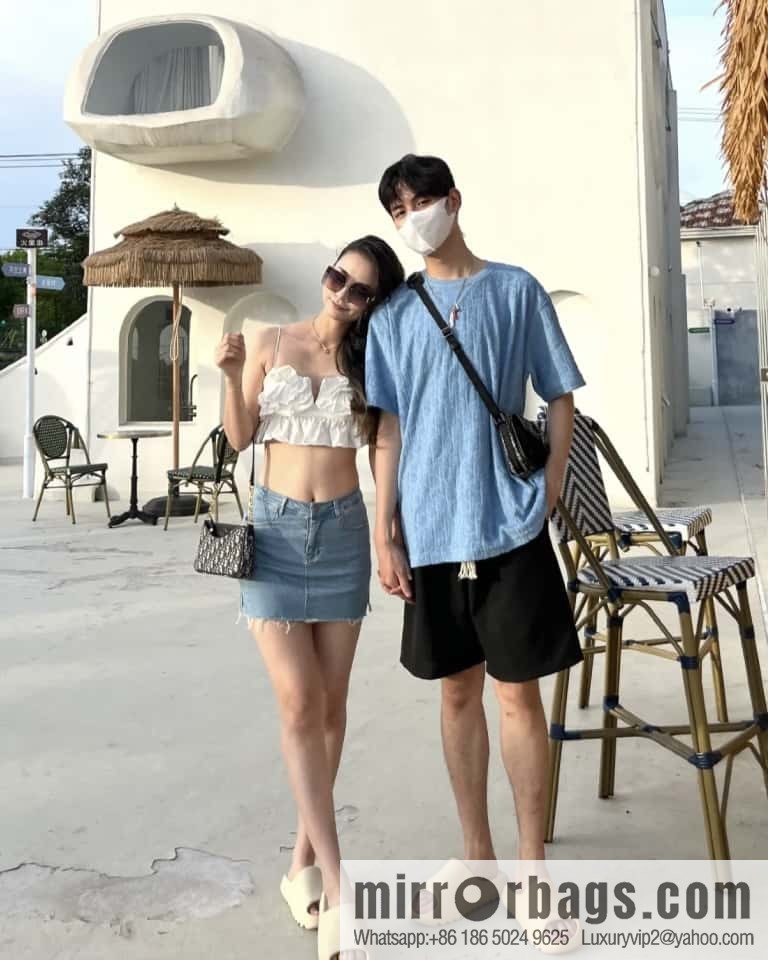 DIOR 30 MONTAIGNE HOBO AVENUE mini handbag