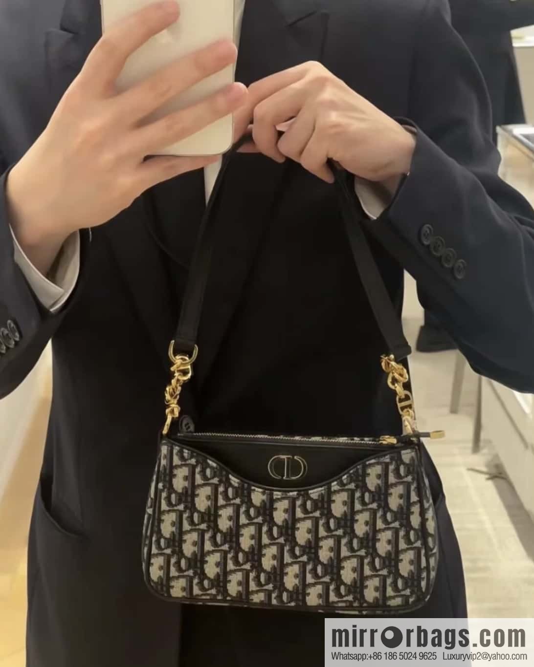 DIOR 30 MONTAIGNE HOBO AVENUE mini handbag