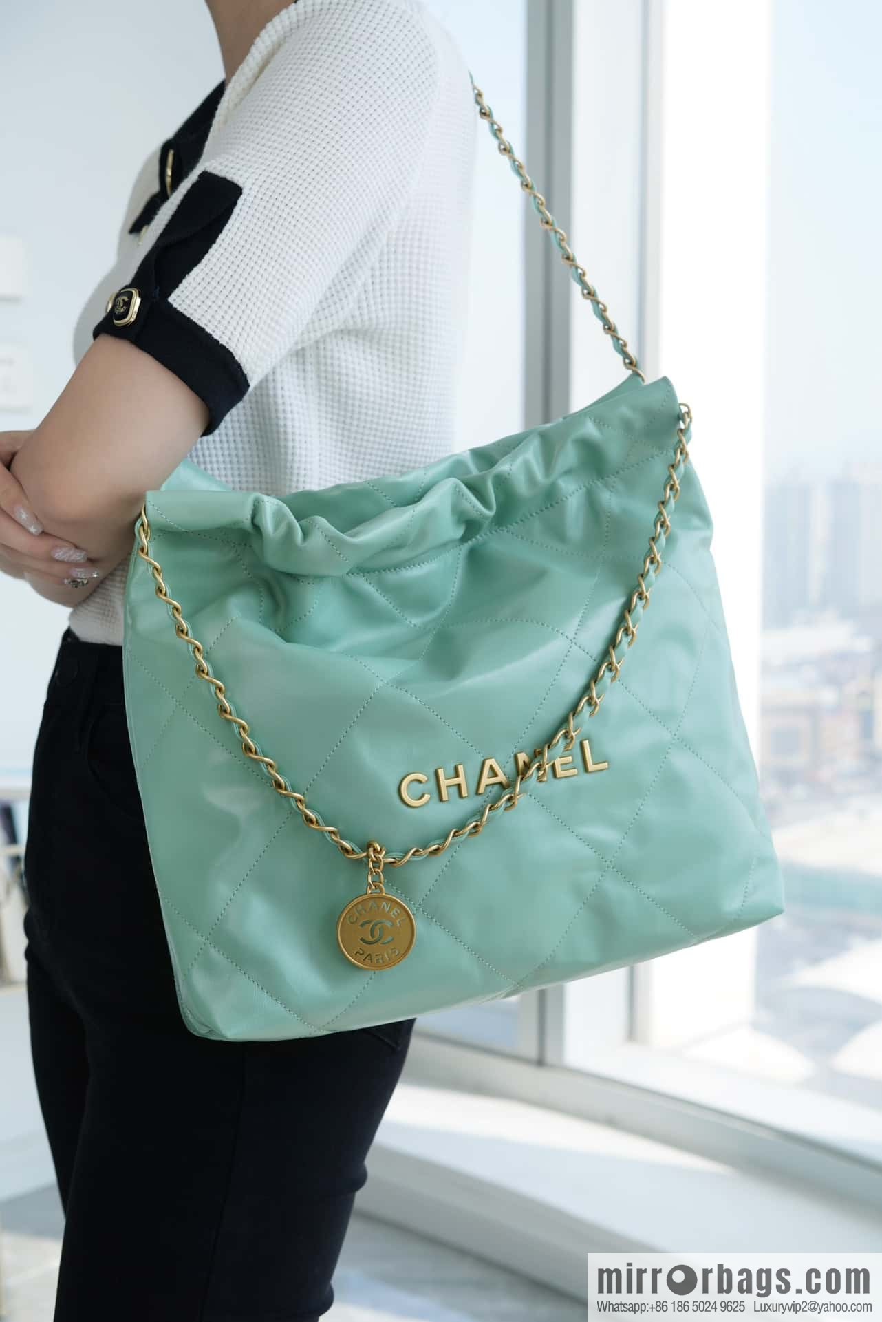 CHANEL 23c new 22 handbag AS3260 mint green πΏ genuine tail leather small