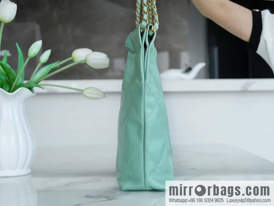 CHANEL 23c new 22 handbag AS3260 mint green πΏ genuine tail leather small