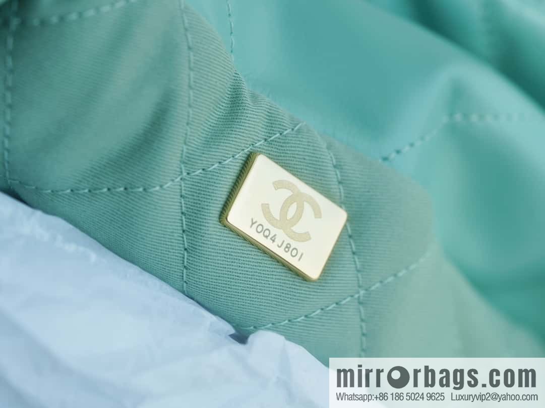 CHANEL 23c new 22 handbag AS3260 mint green πΏ genuine tail leather small