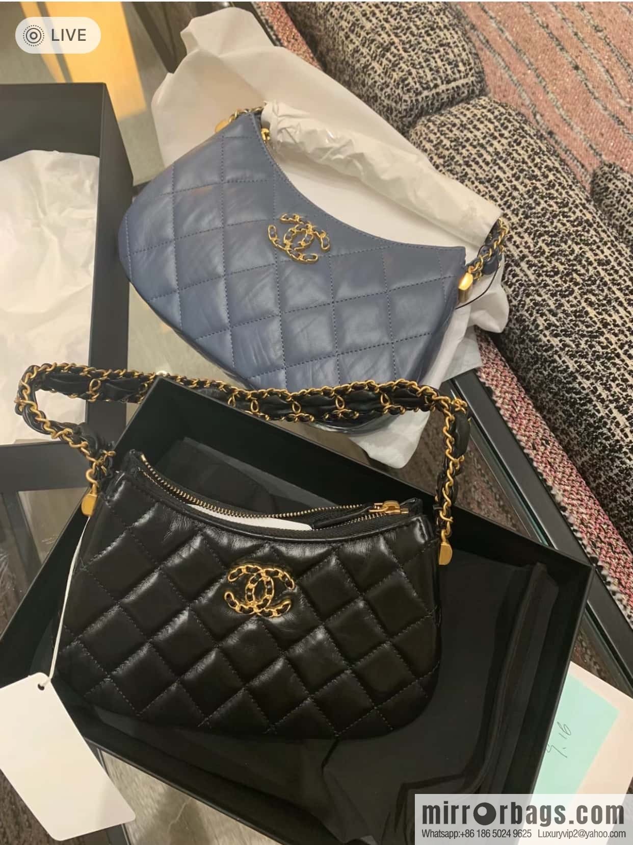 CHANEL 23k 19hobo small armpit bag AP3647 black