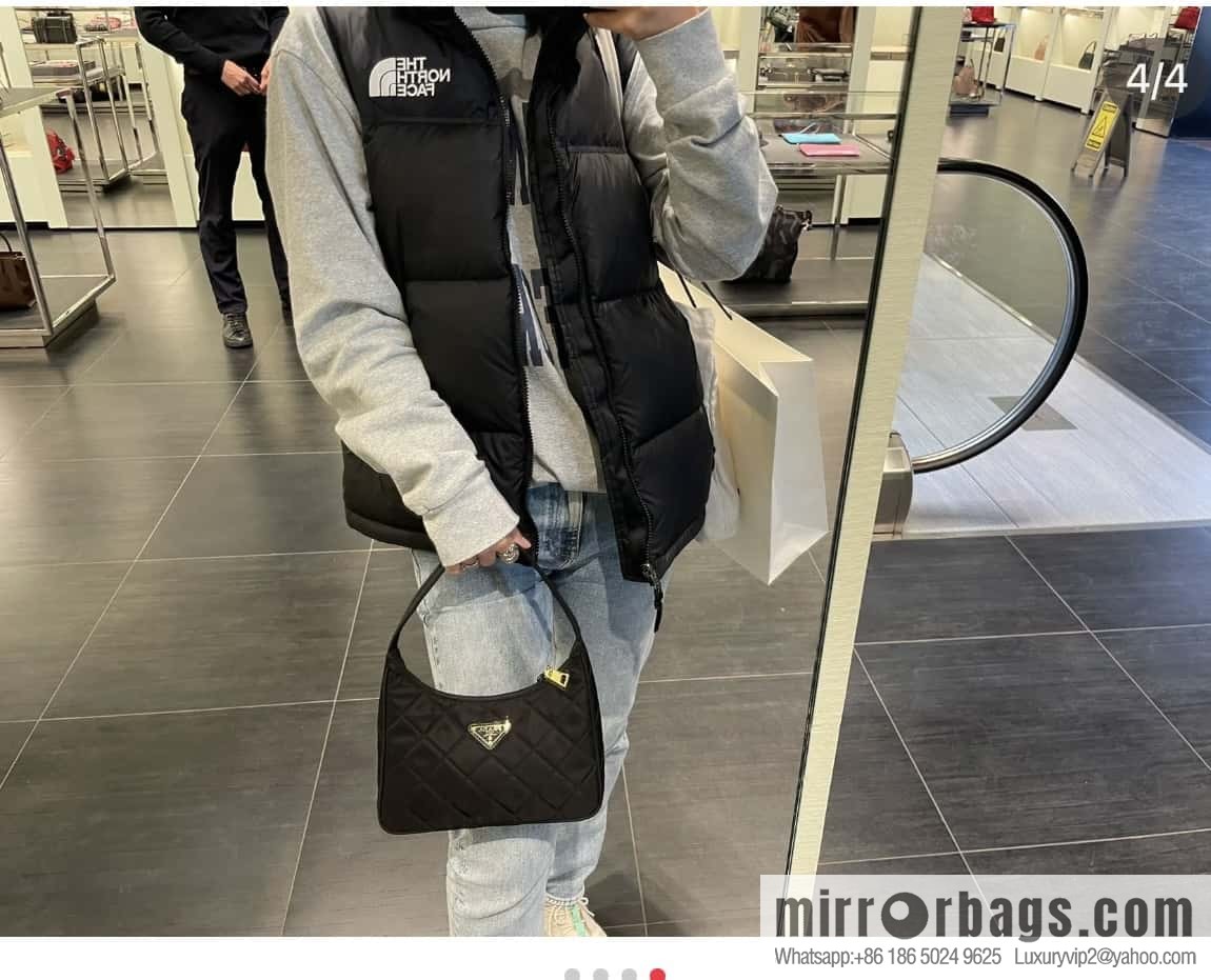 PRADA imported nylon fabric, new diamond Hobo armpit bag 🎉 1NE515