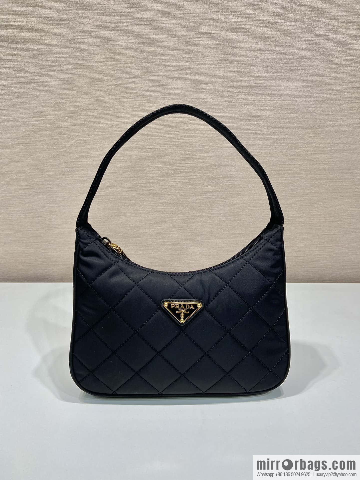 PRADA imported nylon fabric, new diamond Hobo armpit bag 🎉 1NE515