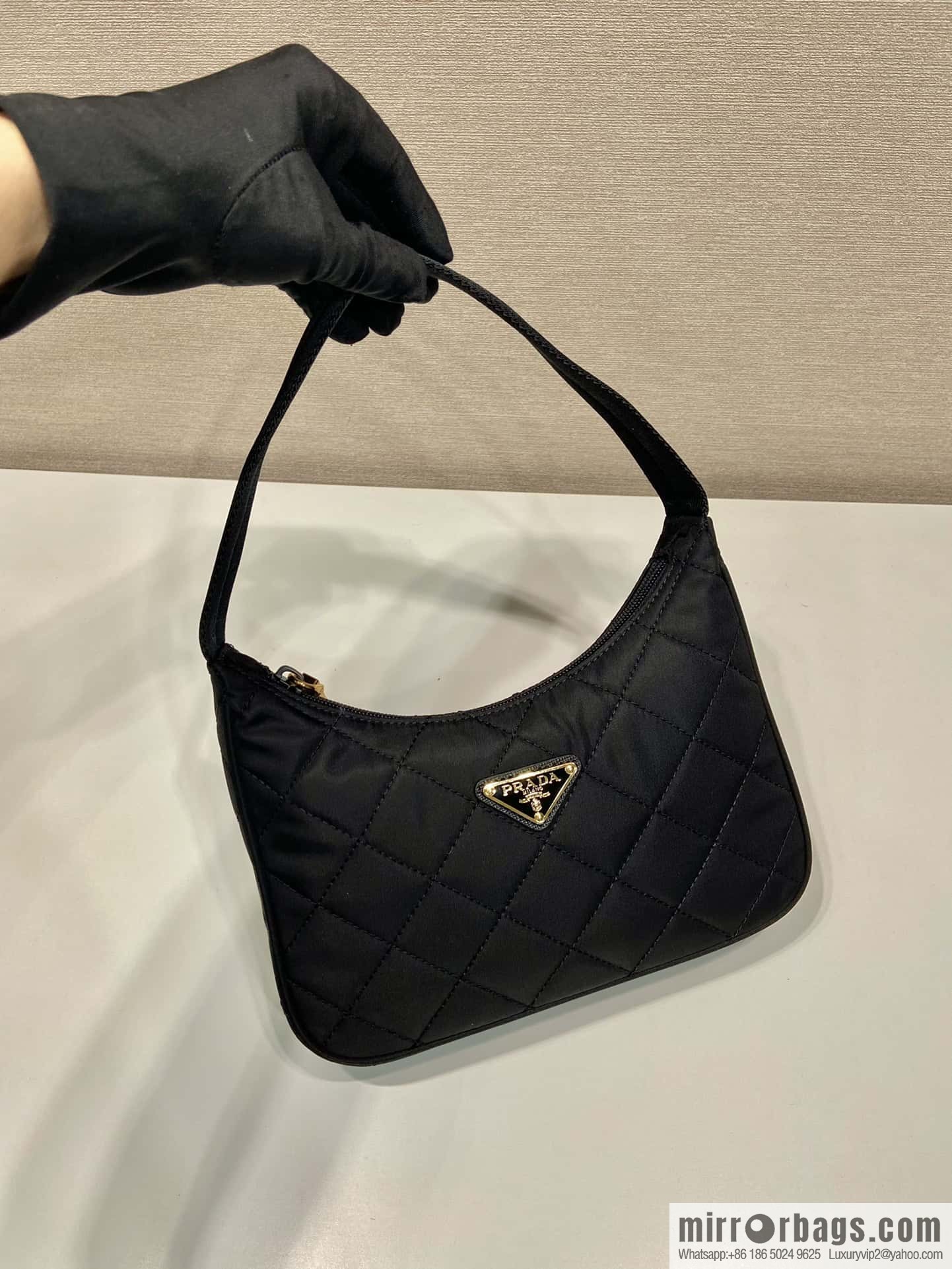 PRADA imported nylon fabric, new diamond Hobo armpit bag 🎉 1NE515