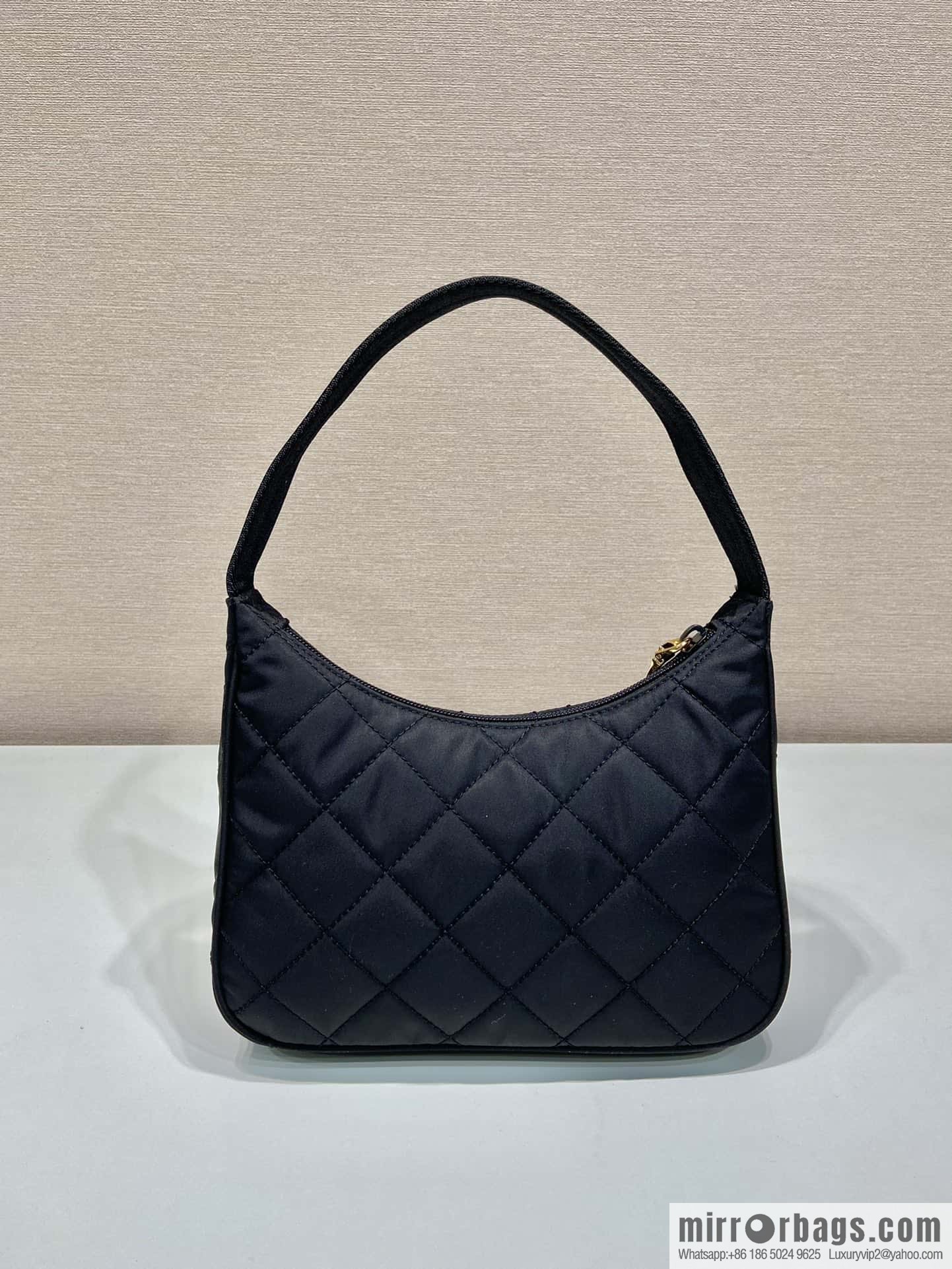 PRADA imported nylon fabric, new diamond Hobo armpit bag 🎉 1NE515