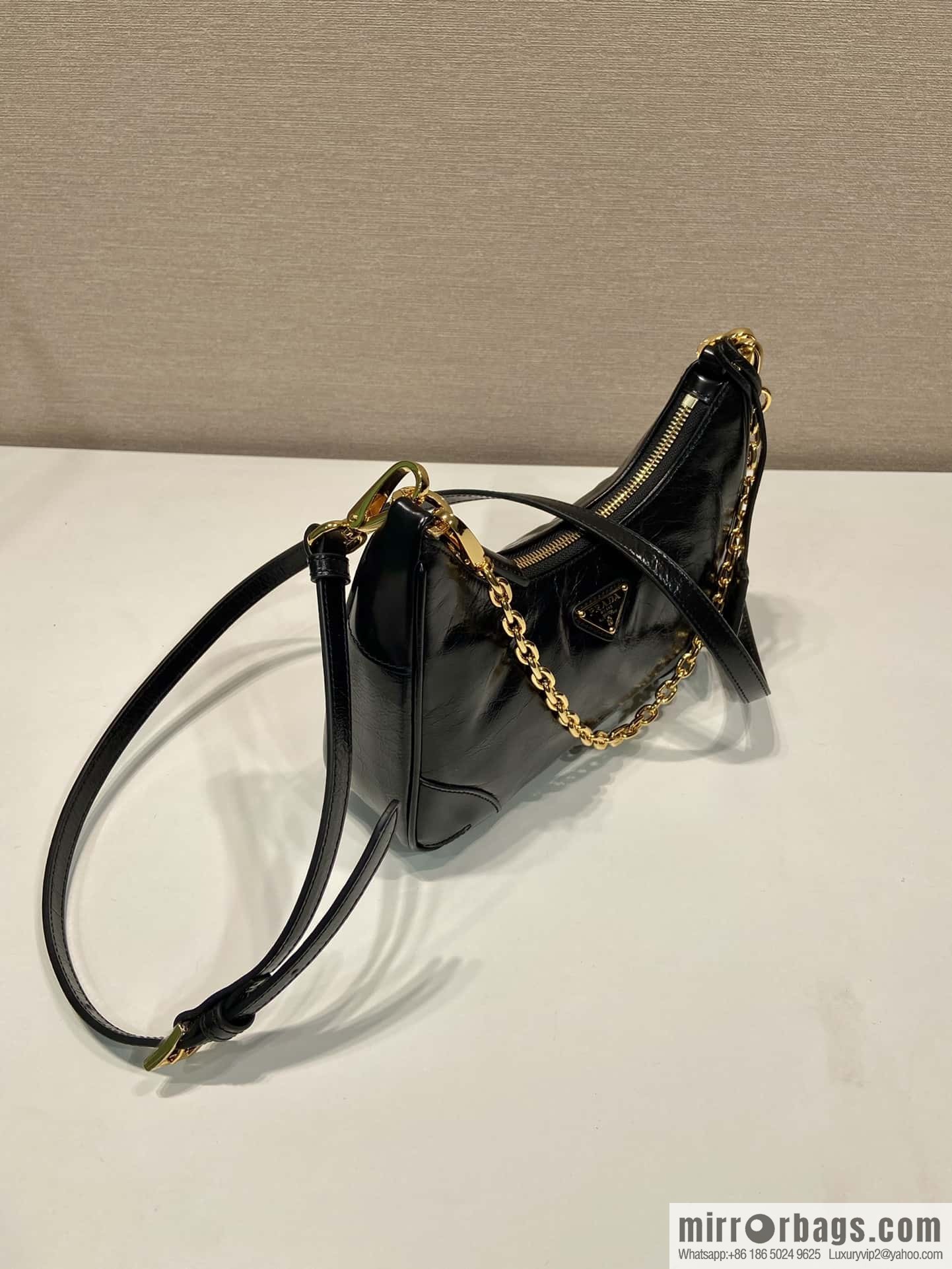 PRADA oil wax leather Hobo1BC204 hand carry/underarm bag/crossbody bag