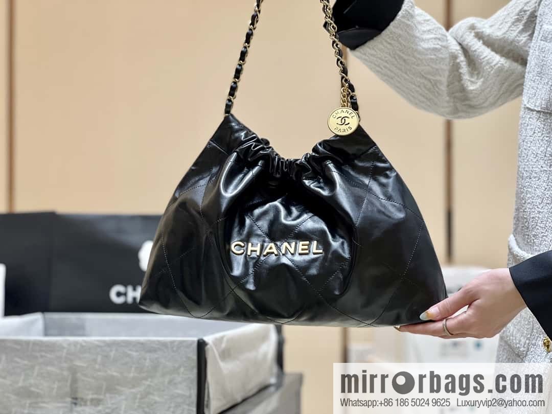 CHANEL 24C Early Spring Vacation Series 22 Horizontal Garbage Bag AS4486