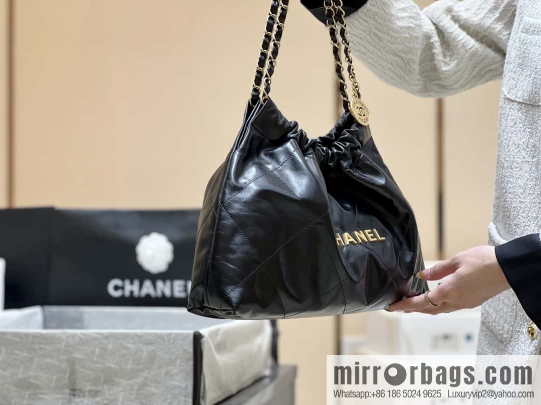 CHANEL 24C Early Spring Vacation Series 22 Horizontal Garbage Bag AS4486