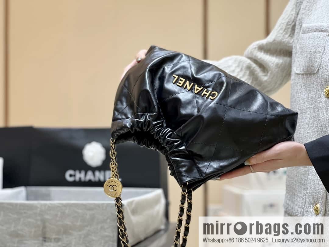 CHANEL 24C Early Spring Vacation Series 22 Horizontal Garbage Bag AS4486
