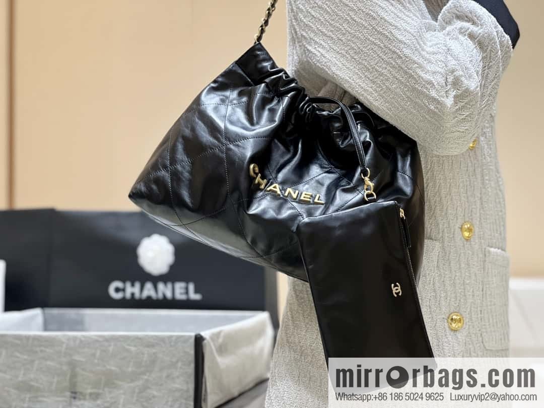CHANEL 24C Early Spring Vacation Series 22 Horizontal Garbage Bag AS4486