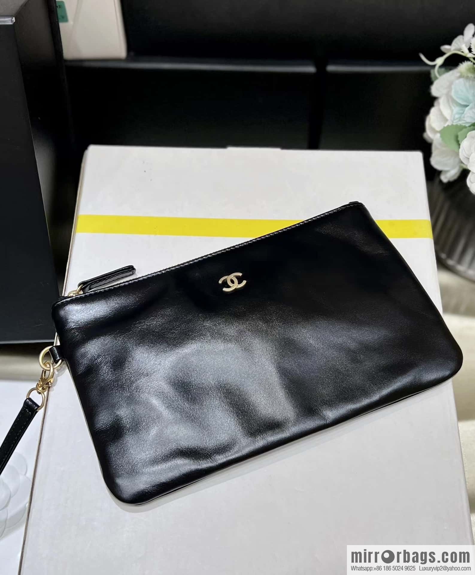 CHANEL 24C Early Spring Vacation Series 22 Horizontal Garbage Bag AS4486