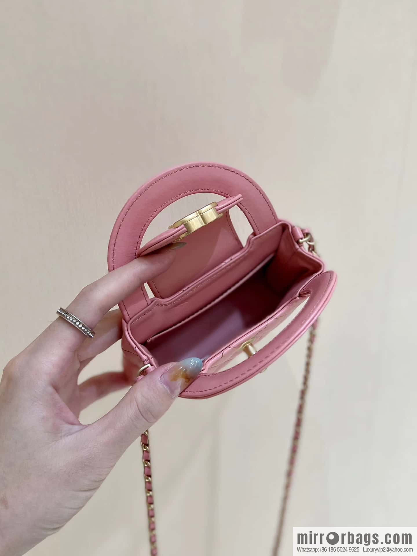 CHANEL 23K autumn and winter series, super hot mini Kelly bag AP3435 coral powder
