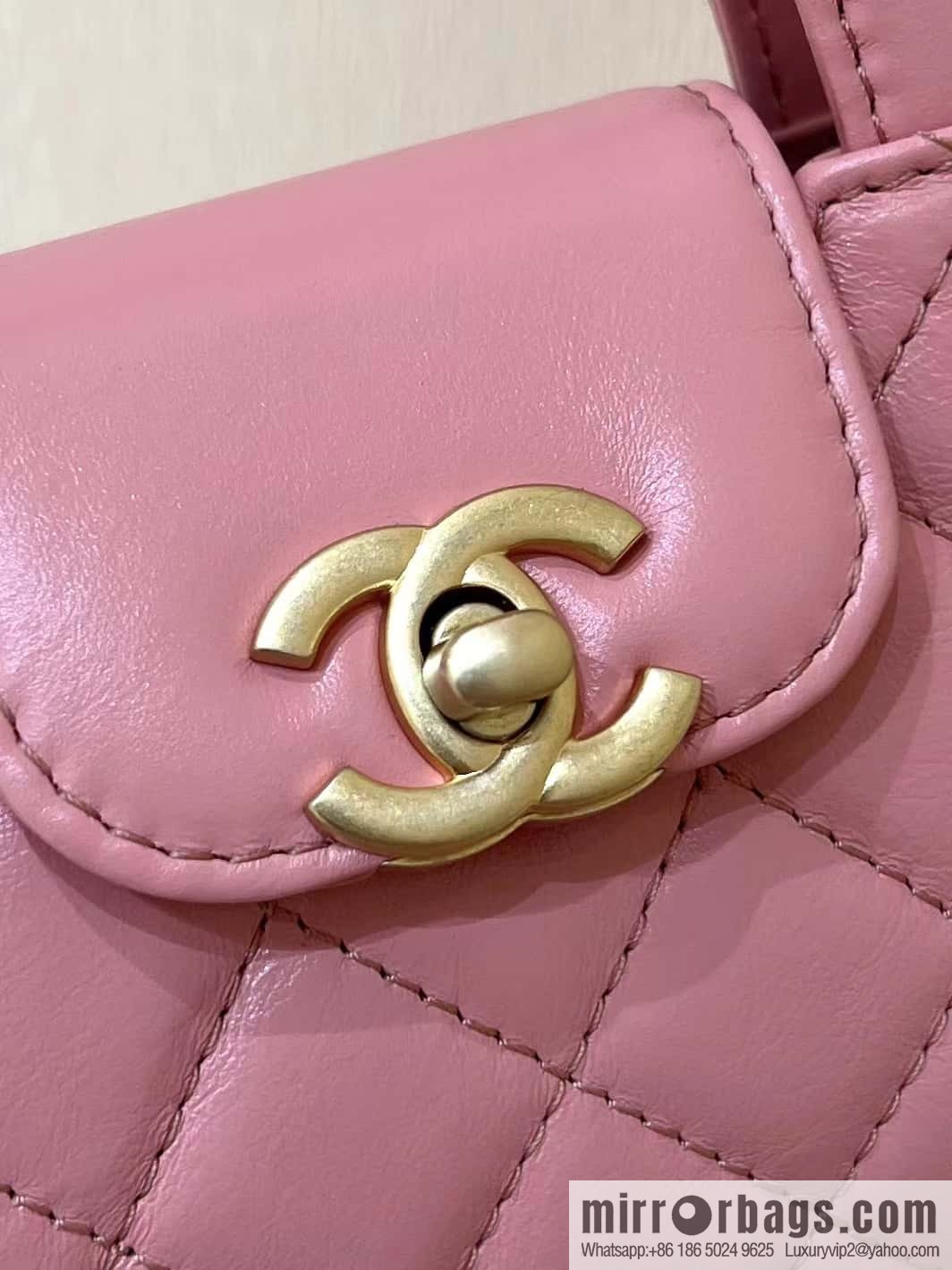 CHANEL 23K autumn and winter series, super hot mini Kelly bag AP3435 coral powder