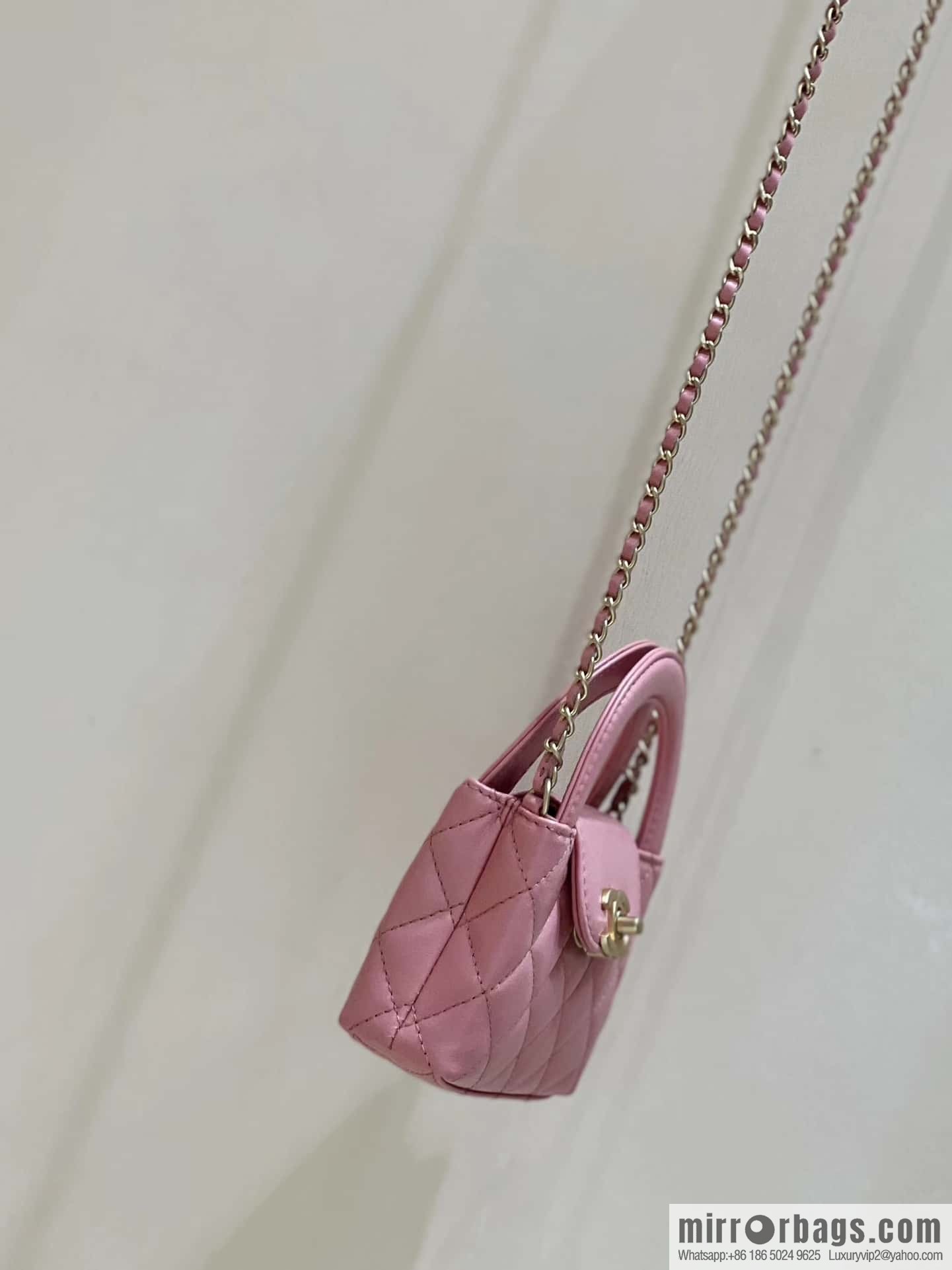 CHANEL 23K autumn and winter series, super hot mini Kelly bag AP3435 coral powder