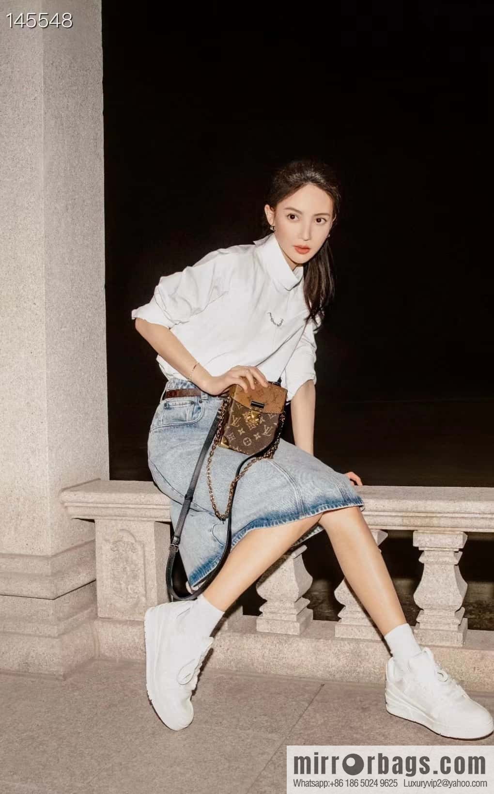 LV M82465 CAMERA BOX handbag