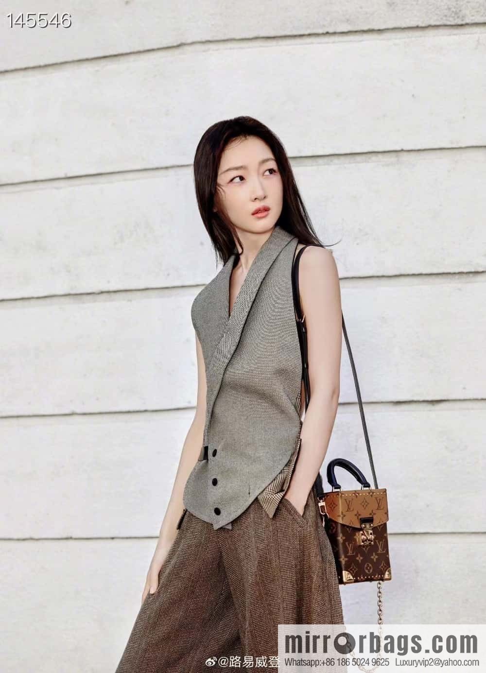 LV M82465 CAMERA BOX handbag