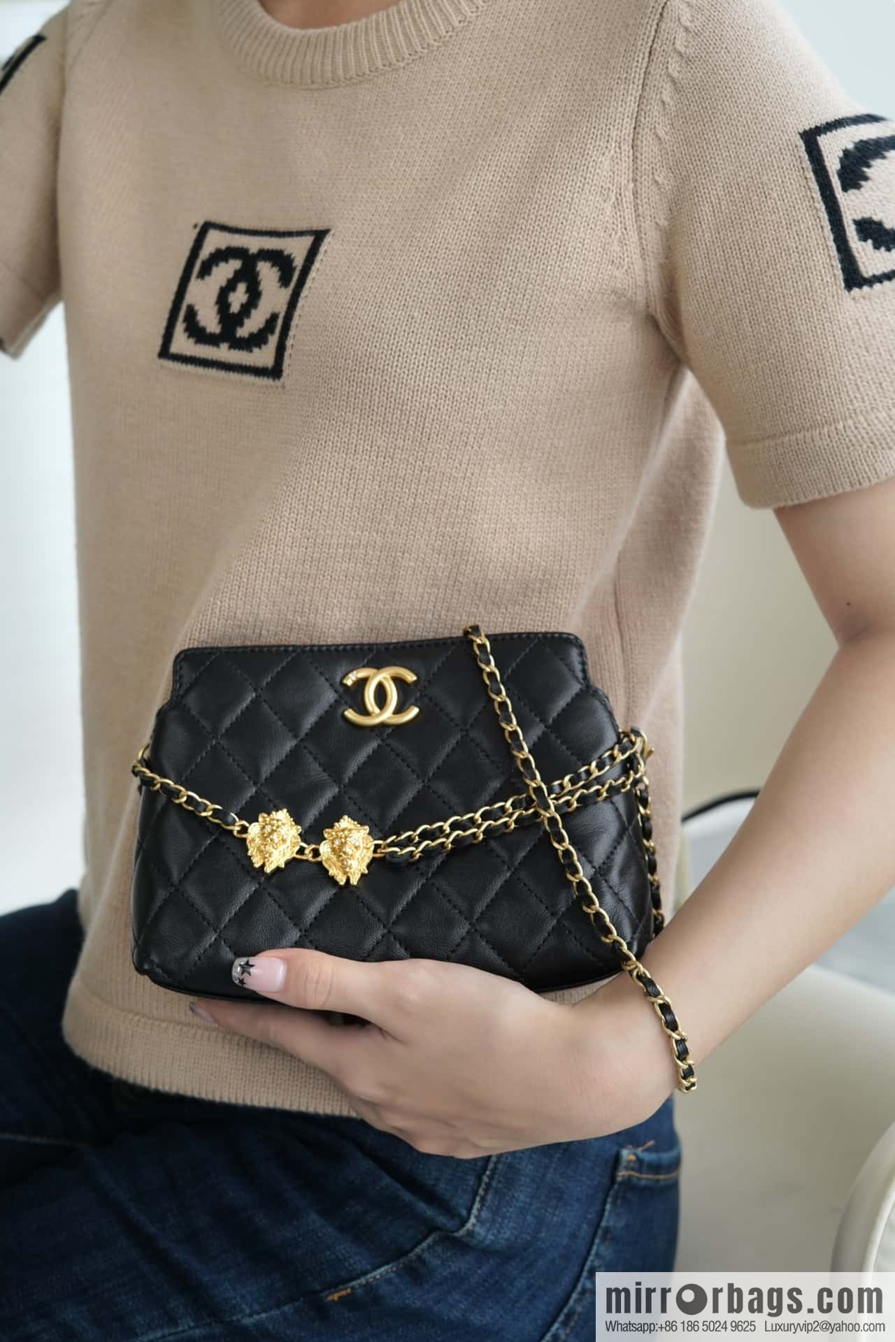 CHANEL 23A Handmade workshop chain strap lion, armpit bag 🦁 AP3429