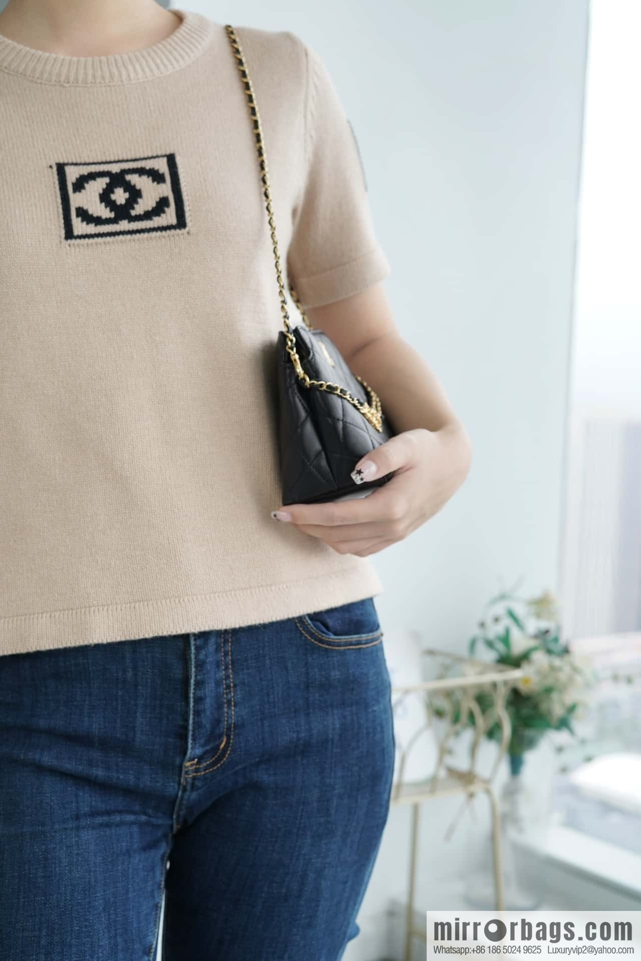 CHANEL 23A Handmade workshop chain strap lion, armpit bag 🦁 AP3429