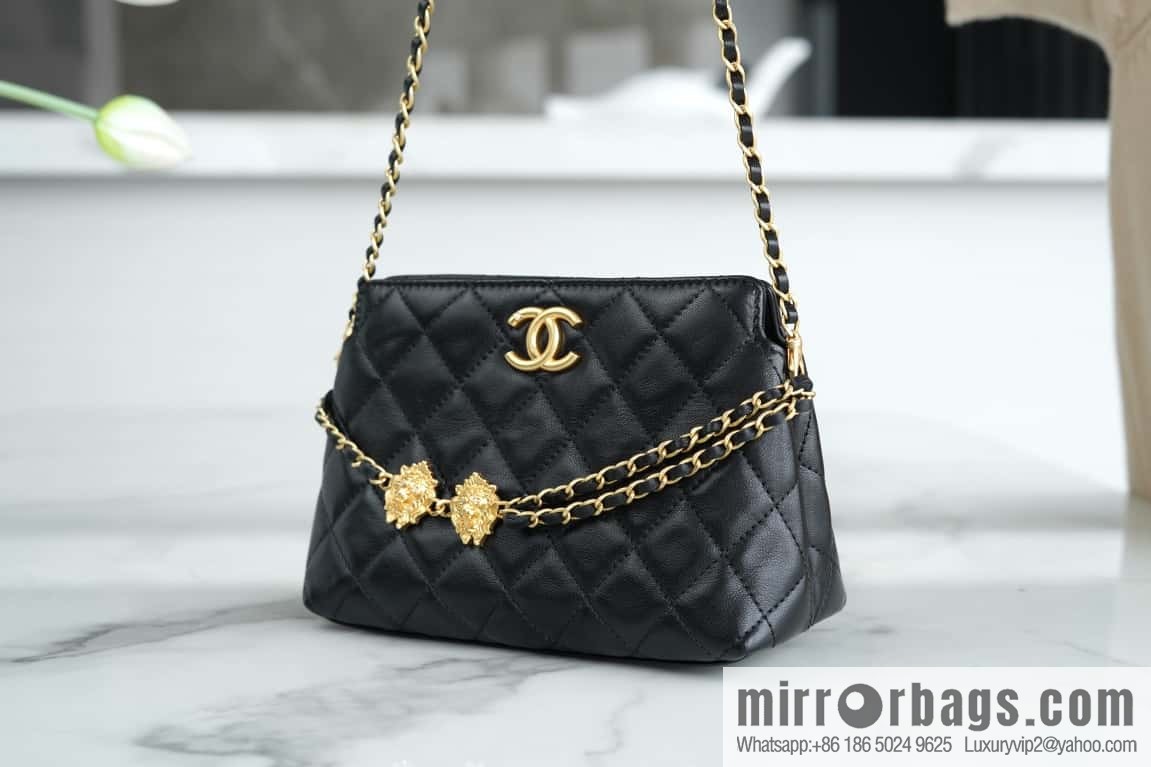 CHANEL 23A Handmade workshop chain strap lion, armpit bag 🦁 AP3429