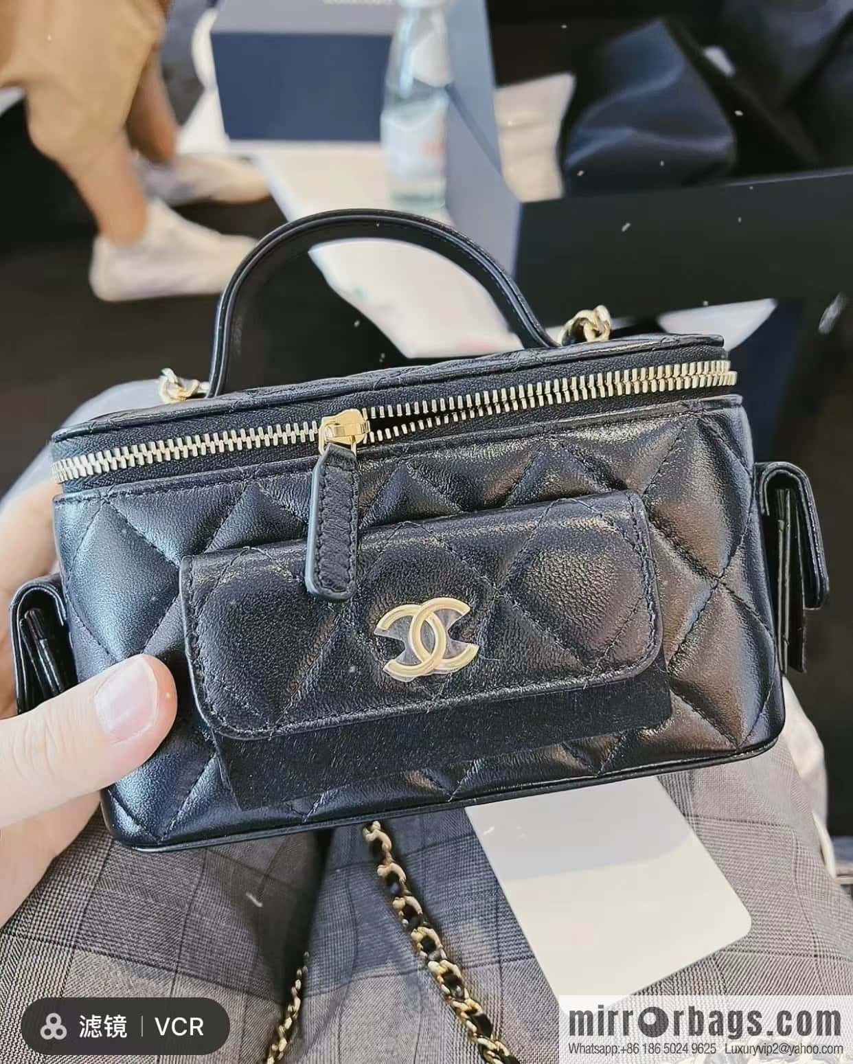 CHANEL 22k vanity case special edition handle box AP3017